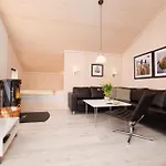 1 House B 140 *